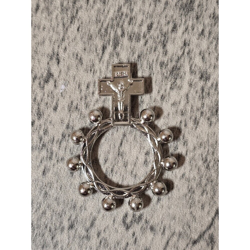 Vintage Catholic Jesus Crucifix Gold Tone Medal Finger Rosary